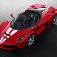 A unique Ferrari LaFerrari Aperta on auction to benefit Save the Children