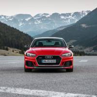 Audi RS4 Avant and RS5 Coupe are available in Carbon Edition