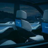 BMW Concept X7 iPerformance - official pictures and details