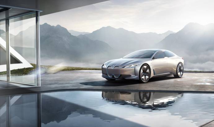 BMW i Vision Dynamics concept unveiled