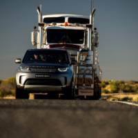 Land Rover Discovery tows 110-ton road train in Australia