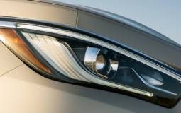 2018 Infiniti QX80 - official teaser pictures