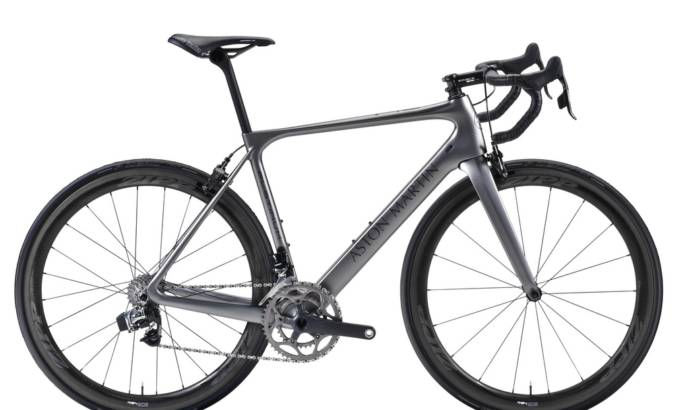 Aston Martin and Storck created the Facenario.3 bike