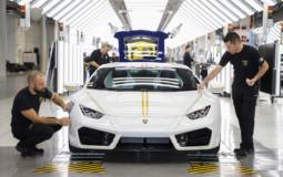 Lamborghini Huracan RWD created for Pope Francis
