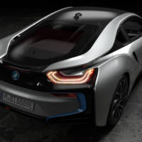 2018 BMW i8 Coupe and i8 Roadster - Official pictures and details