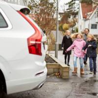 Swedish families help Volvo develop autonomous cars