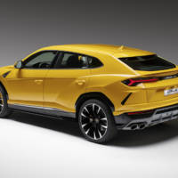 Lamborghini Urus is here - official pictures and details