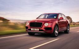 Bentley Bentayga is now available with a V8 petrol unit - 550 horsepower and 290 km/h top speed