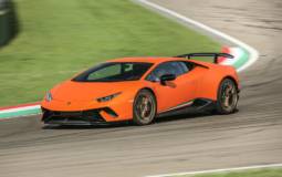 Lamborghini set record sales in 2017