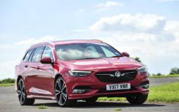 Vauxhall Insignia reached 100.000 orders