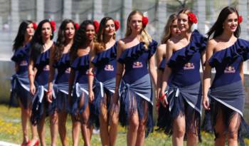 Formula 1 grid girls are replaced with grid kids