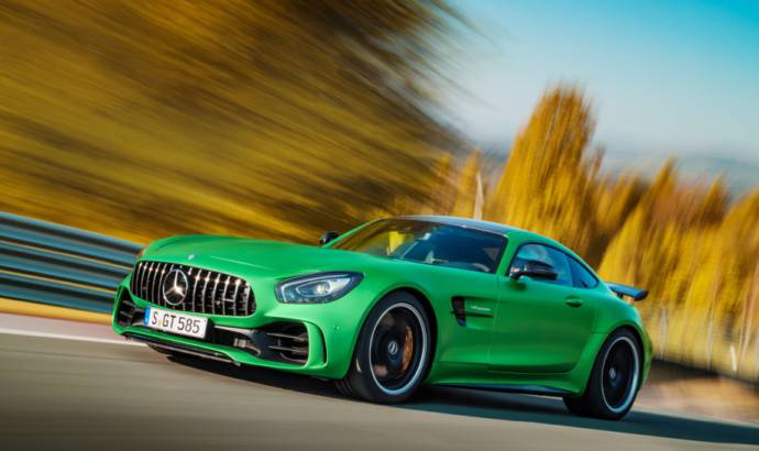 VIDEO: Top 5 Mercedes-AMG features