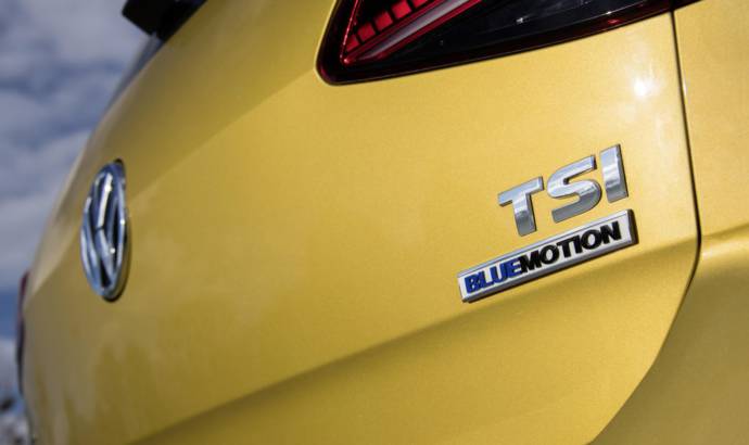 Volkswagen Golf receives a new micro-hybrid petrol engine