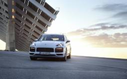 2019 Porsche Cayenne E-Hybrid details announced