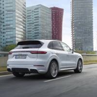 2019 Porsche Cayenne E-Hybrid details announced