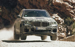 The first official pictures of the upcoming BMW X5 - the car is camouflaged