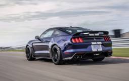 2019 Ford Mustang Shleby GT350 comes with an updated suspension and new colors