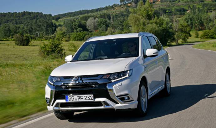 2019 Mitsubishi Outlander PHEV updates detailed