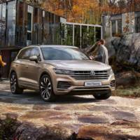 2019 Volkswagen Touareg available to order in UK