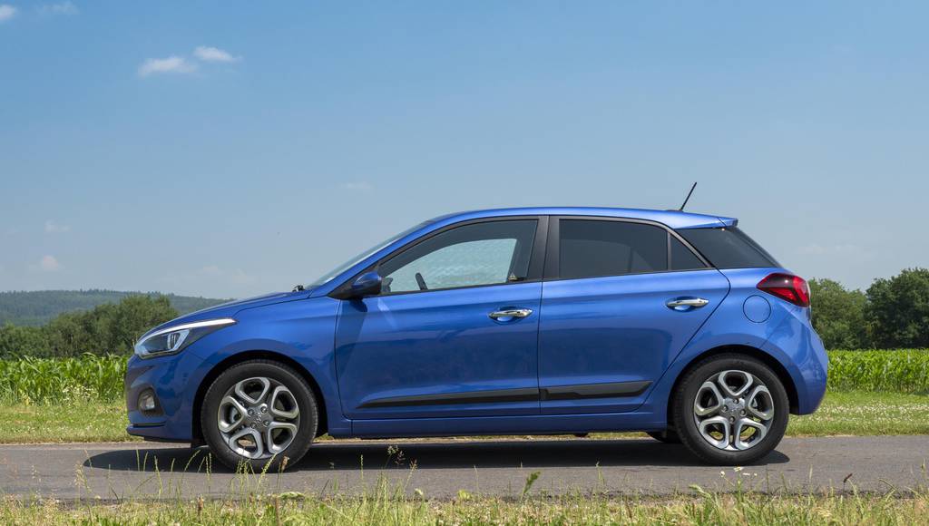 Hyundai i20 5 door version available in UK CarSession