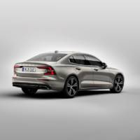 New Volvo S60 official details and photos