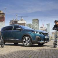 Peugeot launches eF01 Electric Bike together with its 5008 SUV
