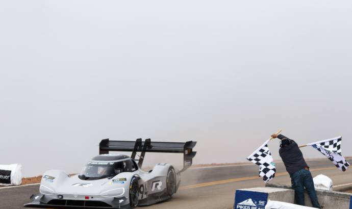 Volkswagen I.D R set a new record on Pikes Peak Hill Climb