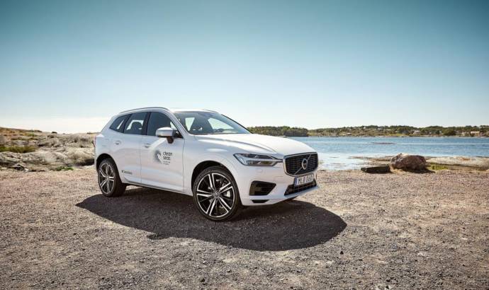 Volvo XC60 made completely from recycled plastics
