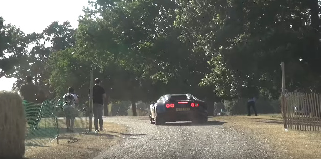 Here is the Bugatti Veyron Vitesse WRC doing some fast stuff in off-road