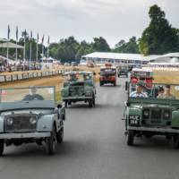 Largest Land Rover parade on Goodwood Hill Climb
