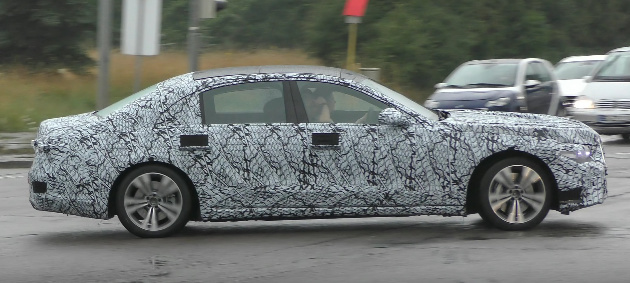 The next generation Mercedes-Benz S-Class caught in traffic