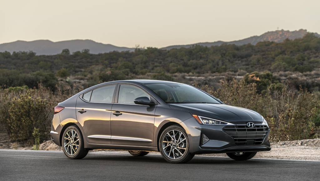 2019 Hyundai Elantra gets new Smart Sense pack CarSession