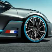 Bugatti Divo is true track car