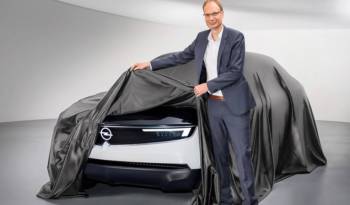 New teasers with the Opel GT X Experimental Concept