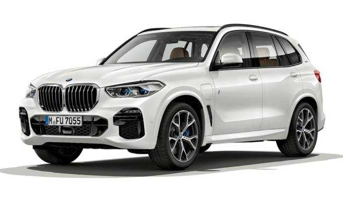 2019 BMW X5 xDrive45e - official pictures and details