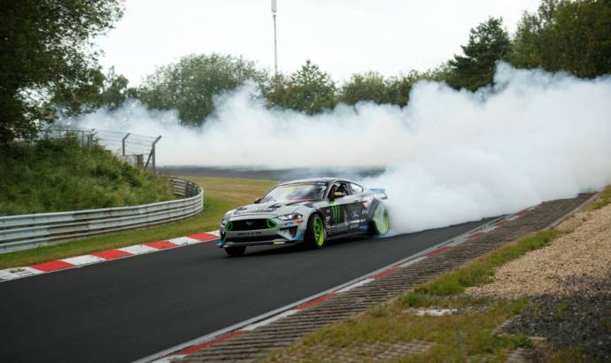 This 900 HP Ford Mustang RTR is drifting around the Nurburgring