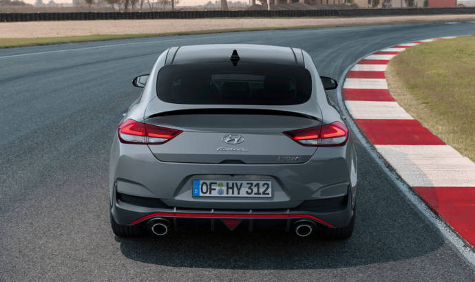 This is the 2019 Hyundai i30 Fastback N - 275 HP and 6.1 seconds for the not to 100 km/h