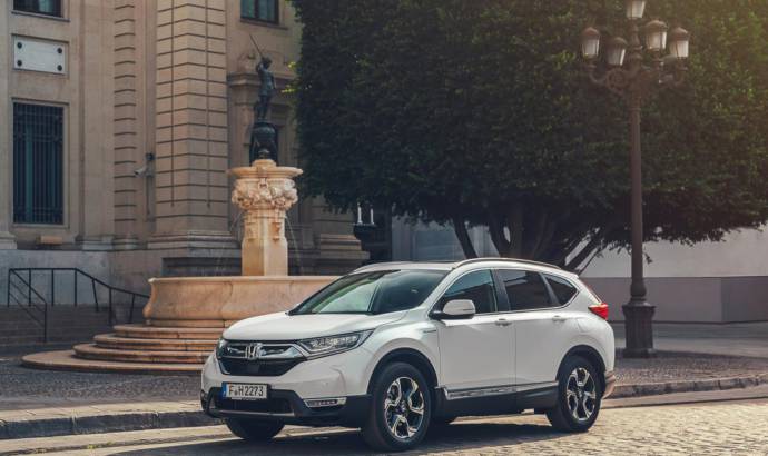 2019 Honda CR-V Hybrid official figures