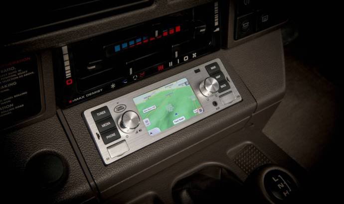 Retro infotainment system for your retro Jaguar Land Rover