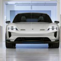 Porsche Mission E Cross Turismo gets green light for production