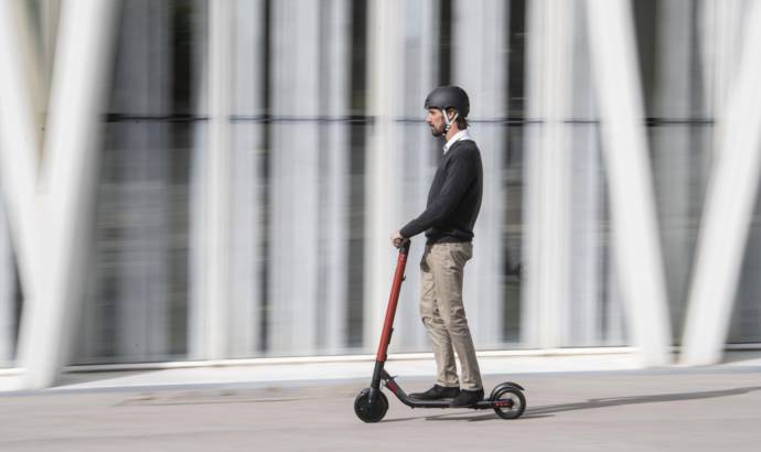 Seat eXS scooter launched with Segway