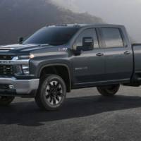 2020 Chevrolet Silverado HD previewed ahead of debut