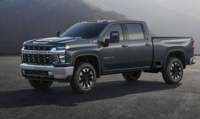 2020 Chevrolet Silverado HD previewed ahead of debut