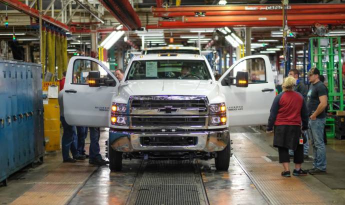 Chevrolet Silverado 4500HD, 5500HD and 6500HD enters production