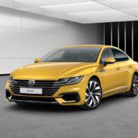 Volkswagen Arteon offers 272 hp engine in UK