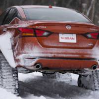 Nissan Altima -TE AWD receives some cool tracks