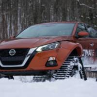 Nissan Altima -TE AWD receives some cool tracks