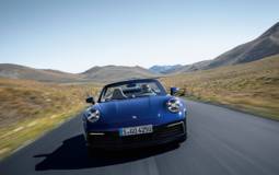 This is the all-new 2020 Porsche 911 Cabriolet