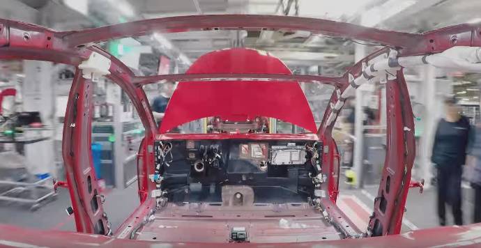 Time-lapse video: watch how a new Tesla Model 3 is made