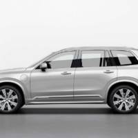 Volvo XC90 facelift is here with more electric range